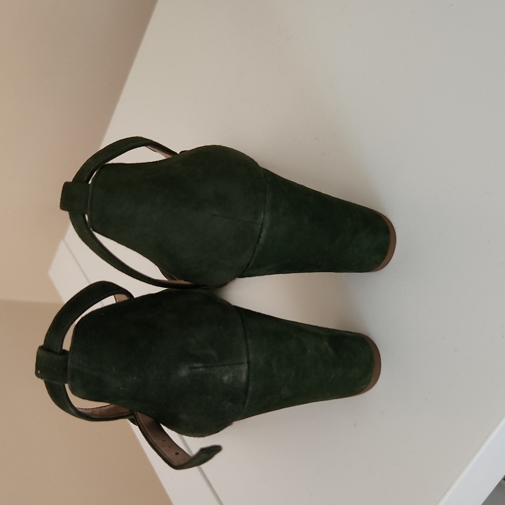 🎄 Sandals - Picture 4 of 4